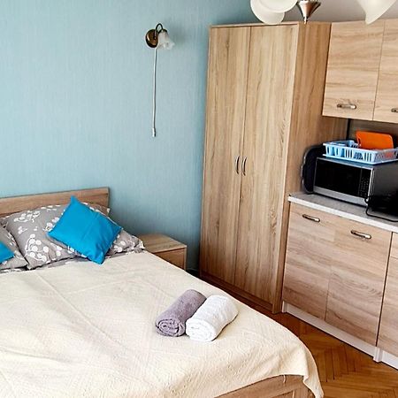Moris 2 Pokoje Goscinne Łeba Habitación foto