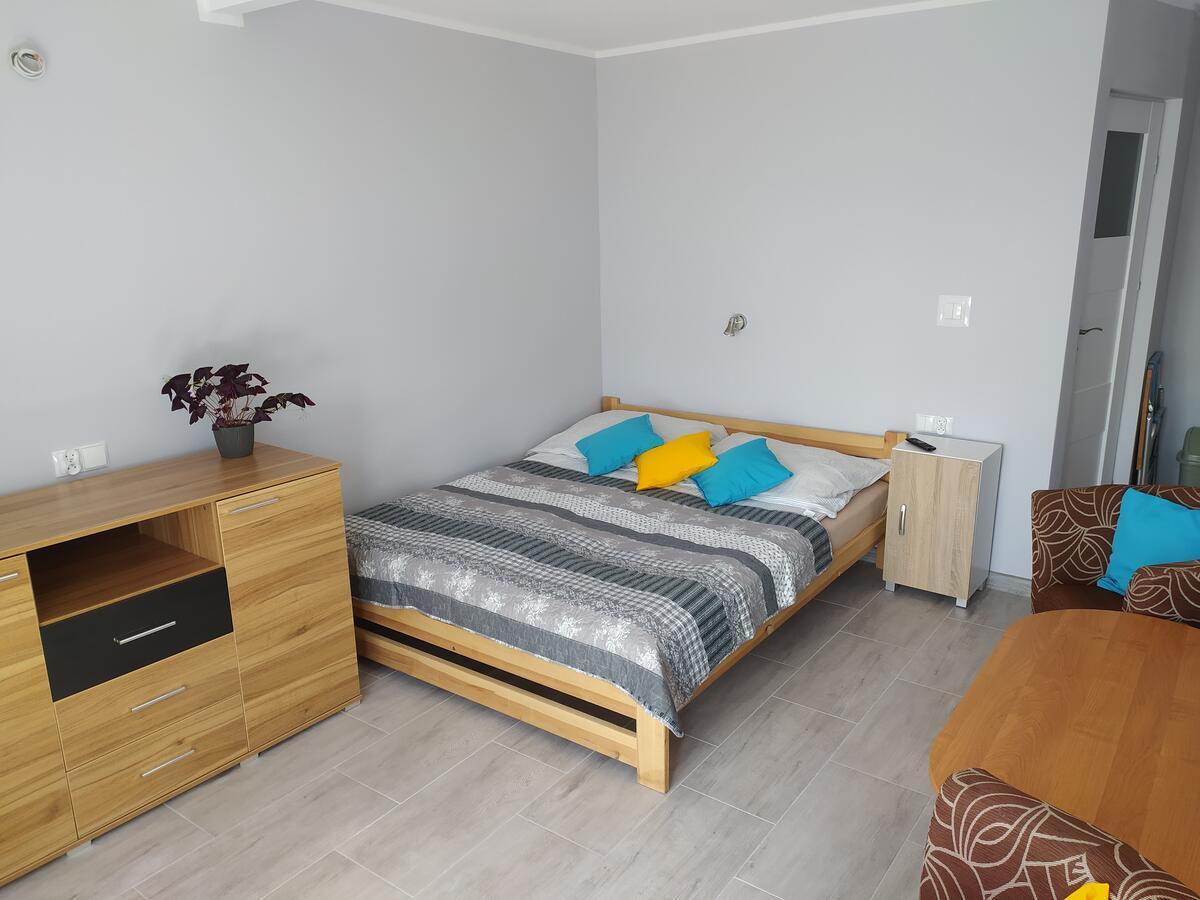 Moris 2 Pokoje Goscinne Łeba Exterior foto