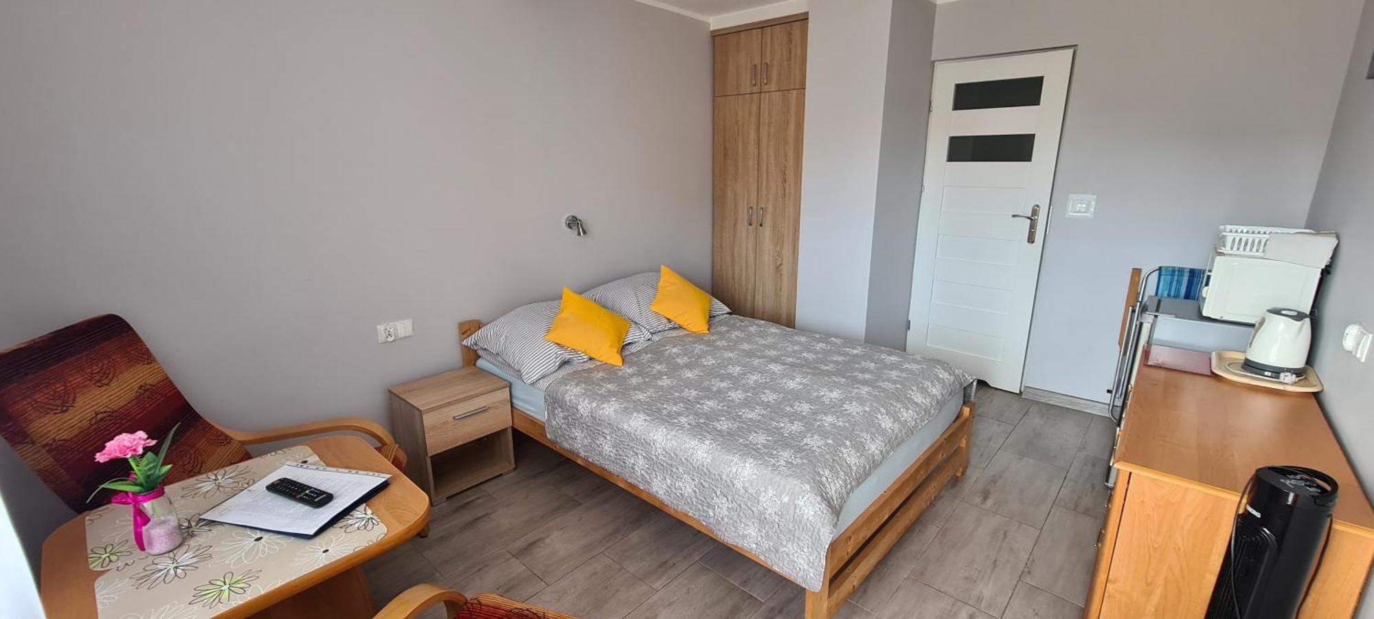 Moris 2 Pokoje Goscinne Łeba Habitación foto