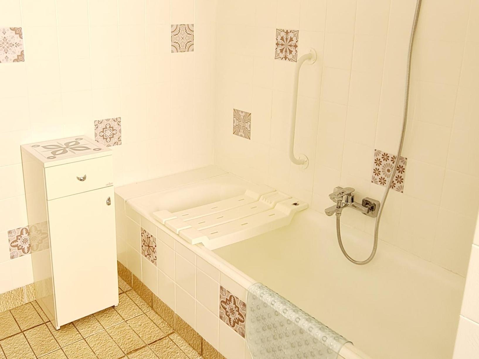 Moris 2 Pokoje Goscinne Łeba Habitación foto